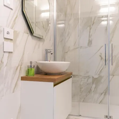 Homethirtyfour Apartament Werona