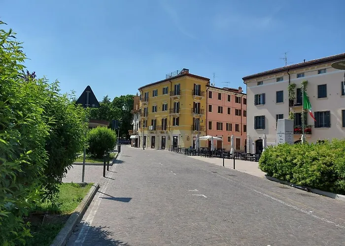 Homethirtyfour * Verona